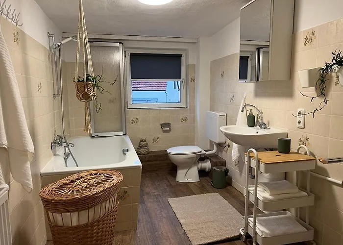Modernes Haus Fuer 7 Gaeste 90m2 Tv Netflix Wlan *
