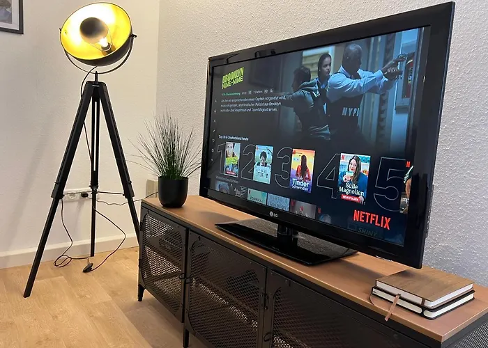 Modernes Haus Fuer 7 Gaeste 90m2 Tv Netflix Wlan Casa vacanze Momlingen