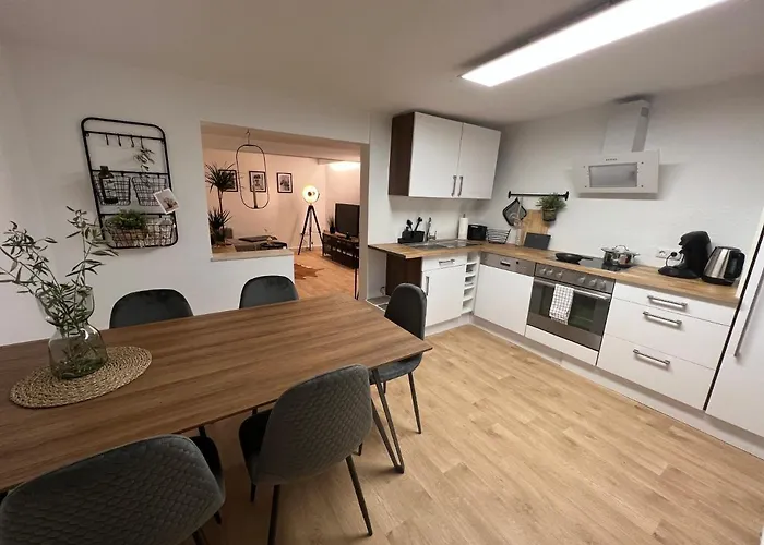 Modernes Haus Fuer 7 Gaeste 90m2 Tv Netflix Wlan *