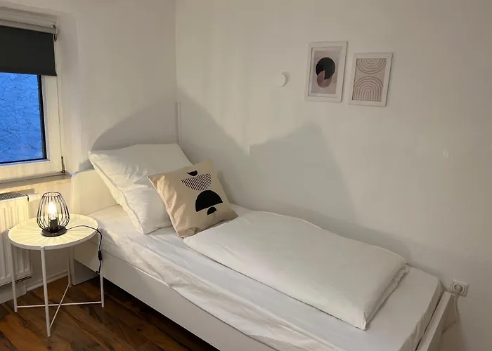 Modernes Haus Fuer 7 Gaeste 90m2 Tv Netflix Wlan Casa vacanze *